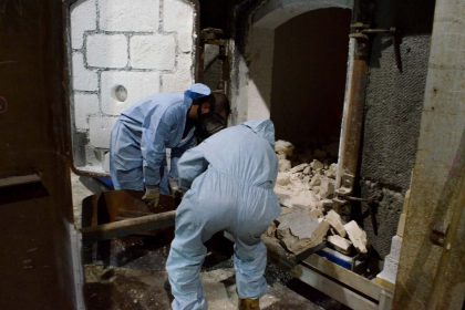 CSA_Specialised_Services_Jobs-Viridian-3 Viridian Glass Factory Job - Working in Hot Conditions